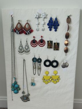 Lot Of JEWELRY